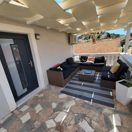 House - Maslina - Tribunj Vodice *