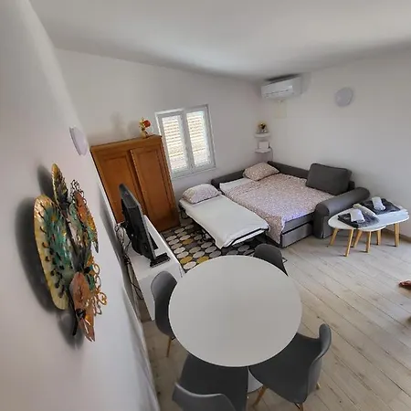 Apartman House - Maslina - Tribunj Vodice