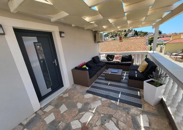 House - Maslina - Tribunj Vodice *