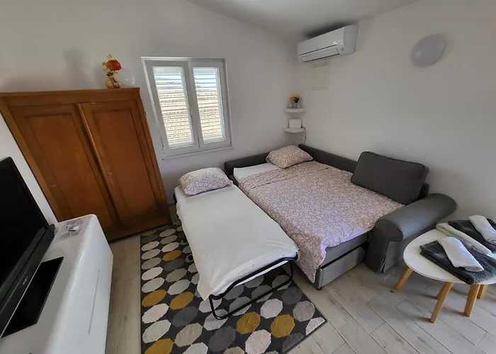 House - Maslina - Tribunj Vodice Apartman *